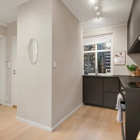 Charming Retreat In Sandviken Near * ברגן