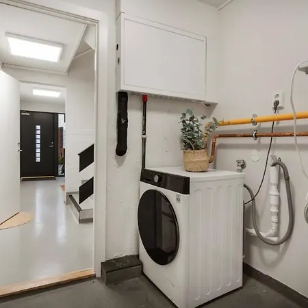 דירה Charming Retreat In Sandviken Near